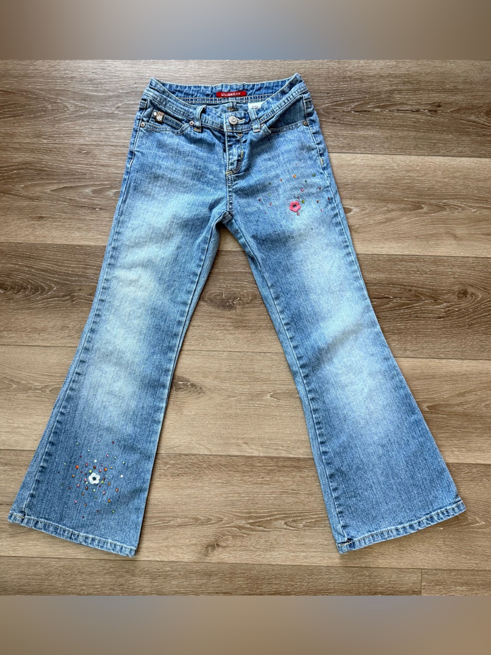 Girls Light Blue Floral Embroidered Jeans with rhinestones Size 8